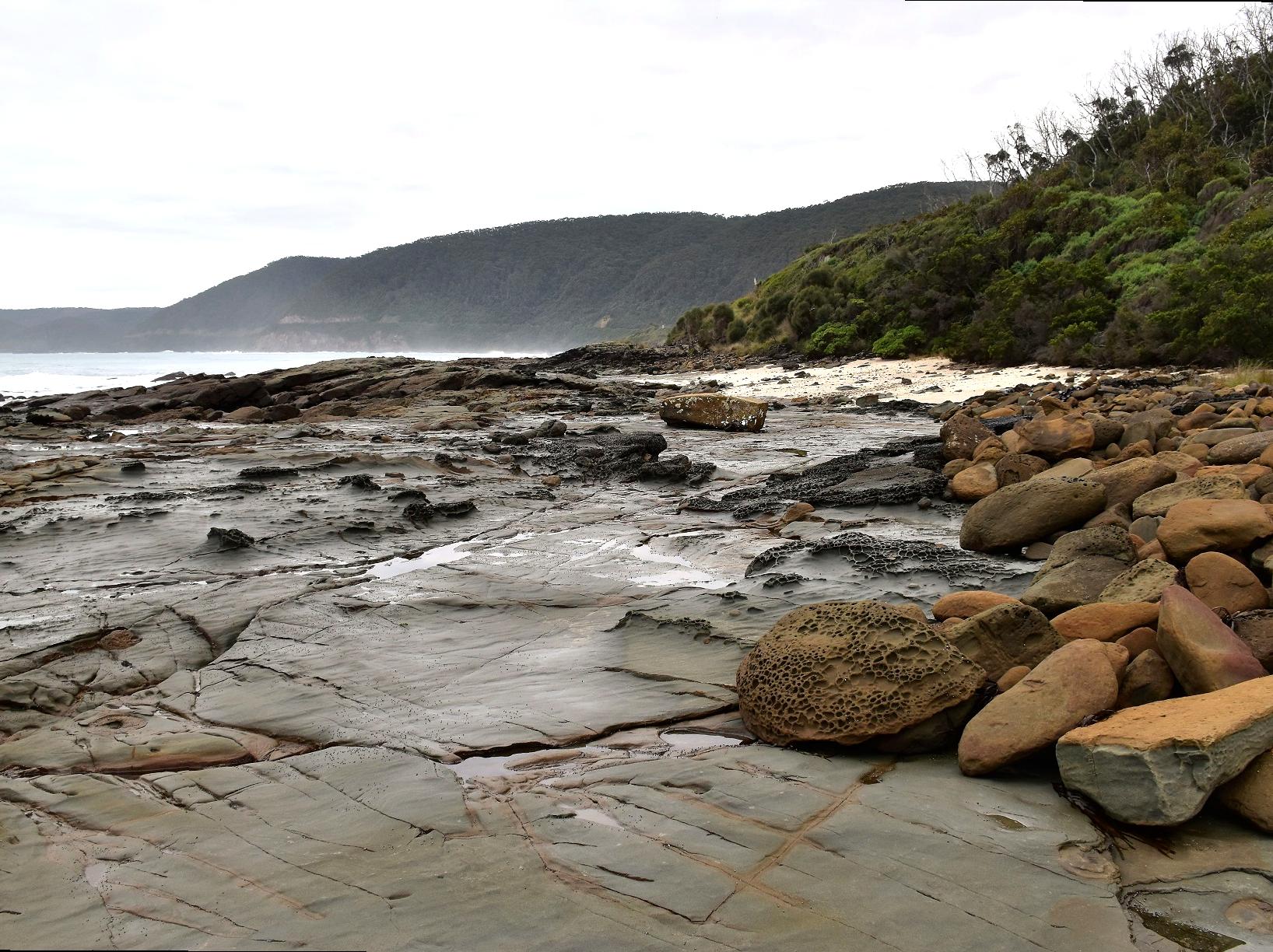 germinal-beerschot | Artillery Rocks: Geological Formations Near Apollo Bay